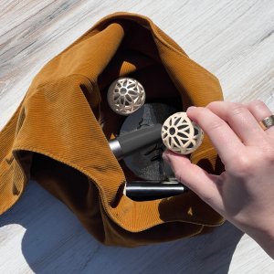 Tech Candy - CRUMB CATCHER BAG-CLEANING ORBS SET OF 2 Tech Candy - CRUMB CATCHER BAG-CLEANING ORBS SET OF 2